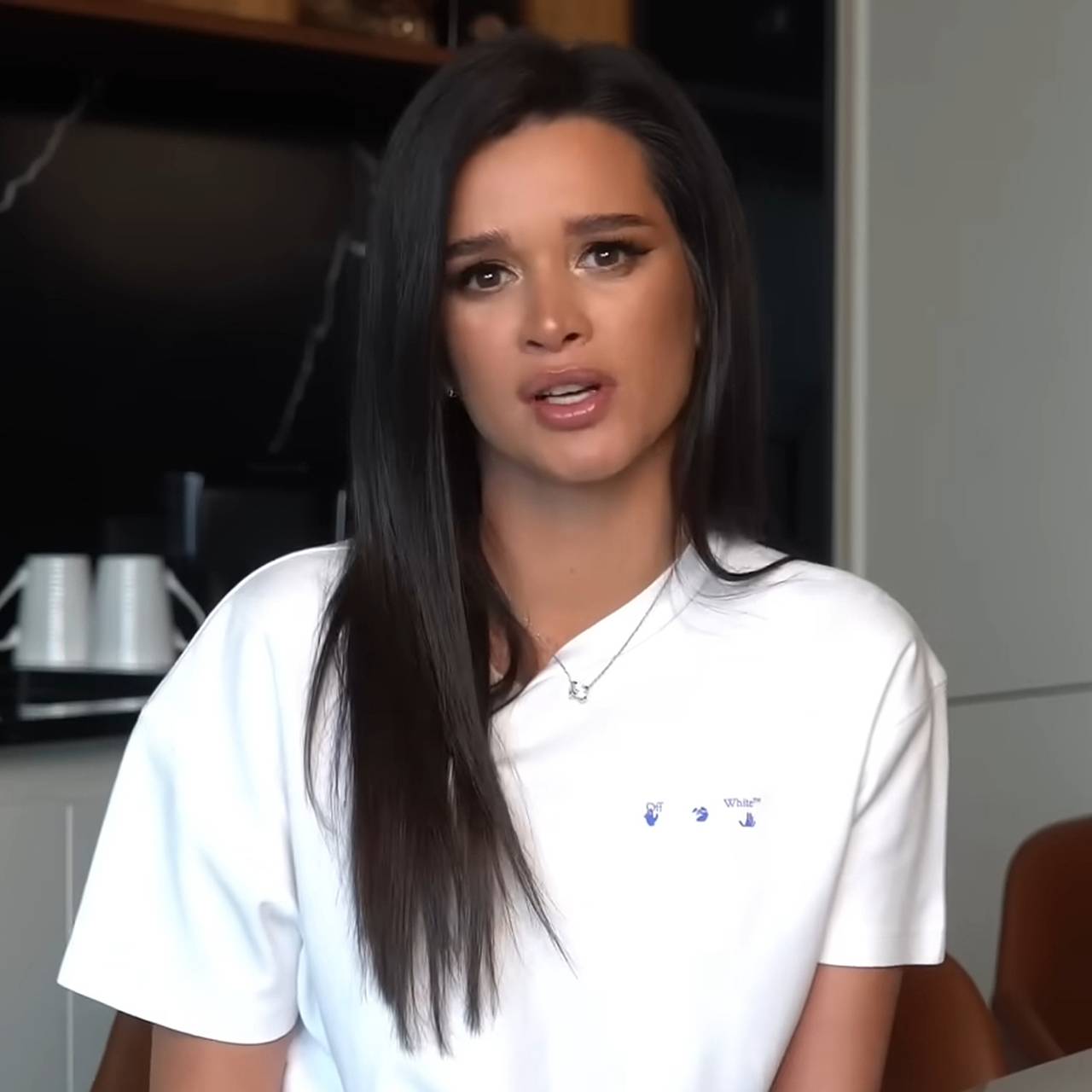 Қарыз үшін секс туралы порно видео