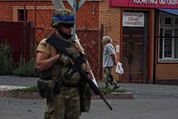 На киевском рынке нашли трофеи ВСУ из Курской области. Иконы и медали перепродают коллекционерам в Европе 
