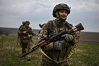ВСУ ударили дронами по рынку в Херсонской области, погибло минимум семь человек. Как в России отреагировали на атаку?