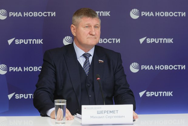 Михаил Шеремет