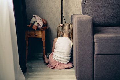 «Вместо папы остался монстр» Юная россиянка стала жертвой отца-насильника. Как годы спустя она отправила его в колонию на 20 лет?​on 14 Maggio 2025 at 21:01