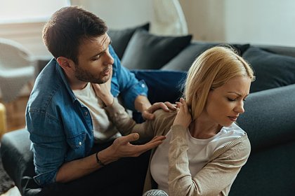 Женщина уличила мужа в измене с ненастоящей порнозвездой
