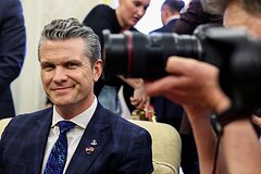Пит Хегсет