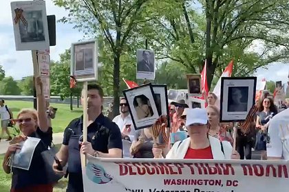 В США впервые за шесть лет прошла акция «Бессмертный полк»