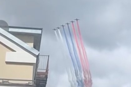 Репетиция воздушной части Парада Победы в Москве попала на видео