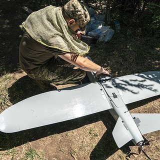 https://icdn.lenta.ru/images/2025/05/07/10/20250507101555656/square_320_2c2d79f55017a074bfa2141f23f3aef2.jpg