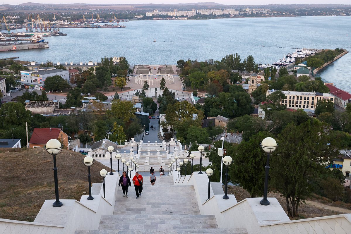 Большая Митридатская лестница