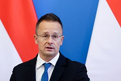 Петер Сийярто