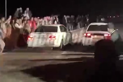 В Иркутской области машина влетела в толпу болельщиков во время гонок