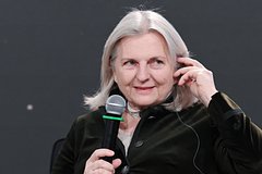Карин Кнайсль