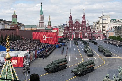 Медведчук заявил о раздражении Запада из-за парада Победы