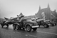 «Разжечь воинствующую ненависть к русским» США собирались бомбить Москву. Как СССР построил ракетный щит и защитил столицу?