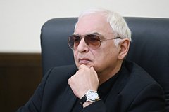 Карен Шахназаров