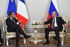 Эммануэль Макрон и Владимир Путин