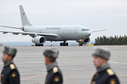 Самолет ВВС Бразилии покинул Москву