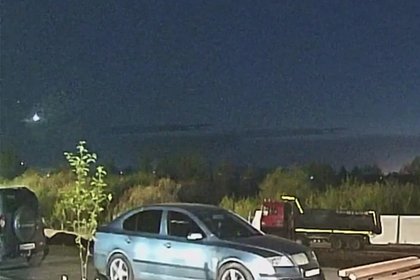 Падение метеорита в российском городе попало на камеру