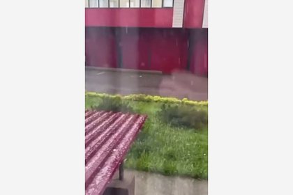 На Подмосковье обрушился град размером с горошину