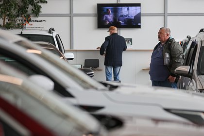 Падение локализации автомобилей Lada в два раза объяснили