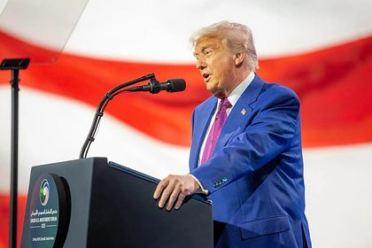 Возможность Трампа приехать на переговоры России и Украины оценили