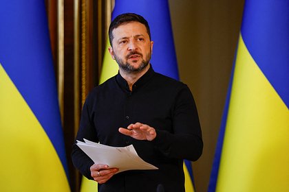 Зеленского решили не приглашать на саммит НАТО