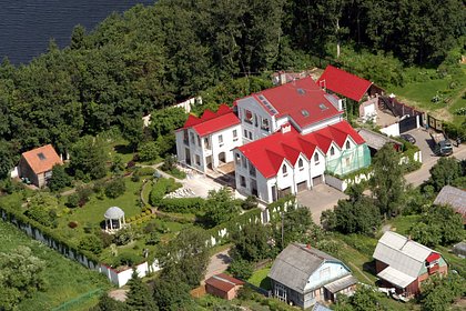 Дом Пугачевой резко упал в цене на миллионы рублей