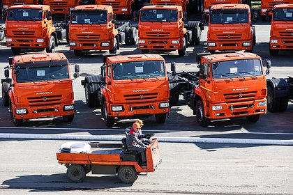В России нашли способ поддержать наращивающий долг КамАЗ