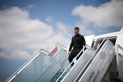 Зеленский не станет участвовать в переговорах с Россией