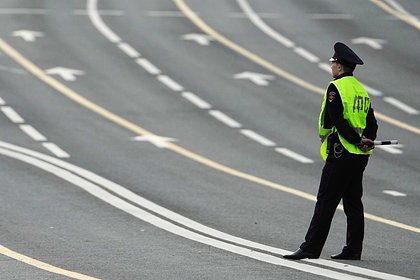 В Крыму перекрыли проезд между двумя городами