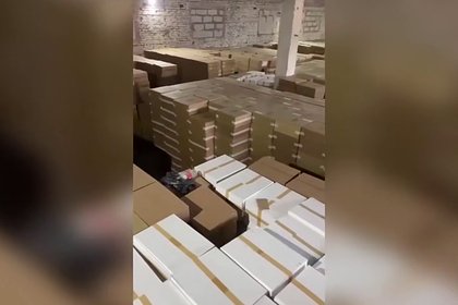 Россияне получили длительные сроки за производство 420 тонн нелегальных сигарет