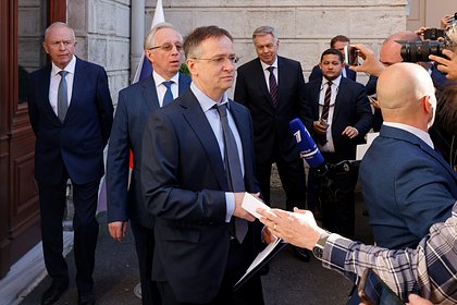Мединский прибыл на переговоры в Стамбуле