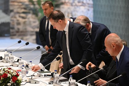 Российская делегация покинула зал переговоров