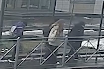 В Подмосковье дети мигрантов избили одноклассника на глазах своей матери и попали на видео