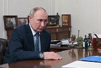Путин приехал в Курскую область впервые с момента ее освобождения и порассуждал об идиотах в ВСУ. О чем еще говорил президент?