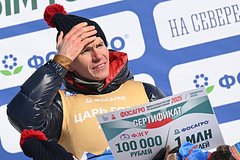 Александр Большунов
