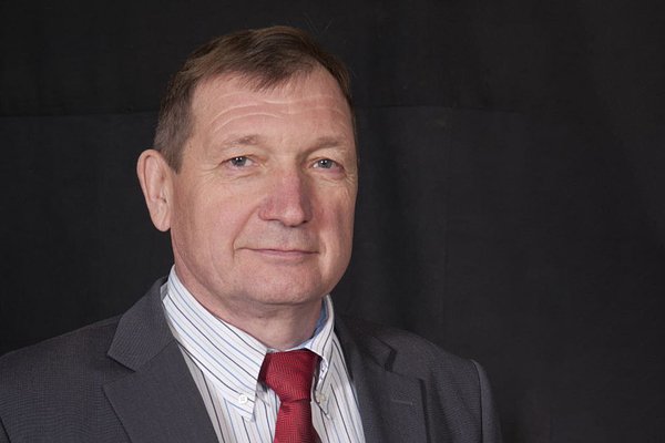 директор Института леса имени В. Н. Сукачева Сибирского отделения Российской академии наук, профессор Александр Онучин.
