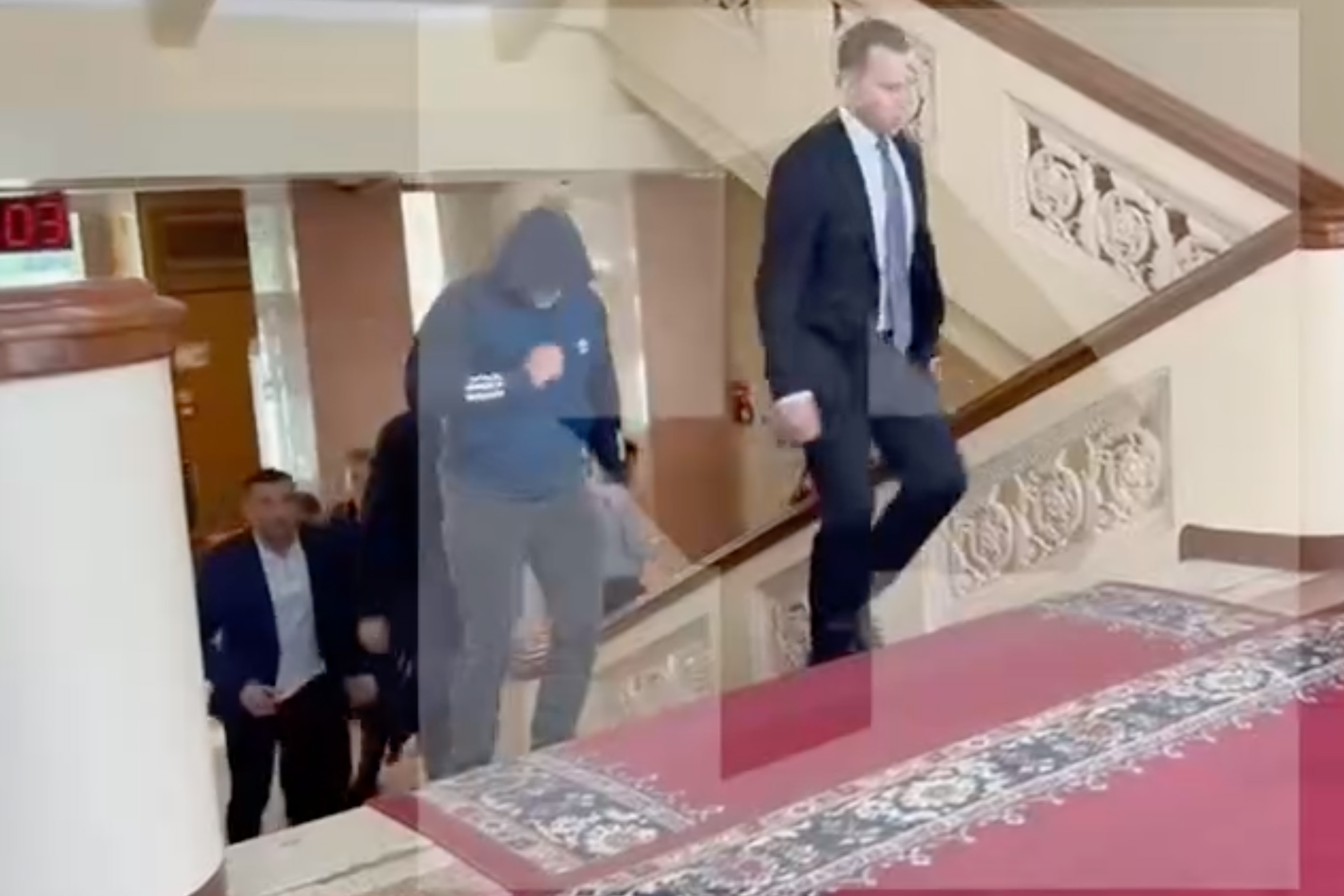 Задержание  уволенного зама российского губернатора попало на видео