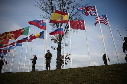 В США предложили способ давления НАТО на Россию