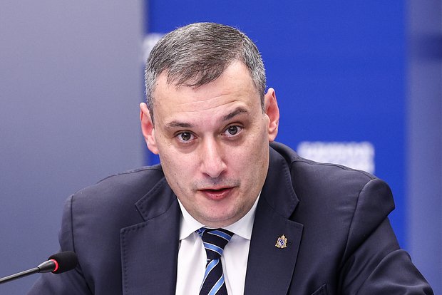 Александр Хинштейн