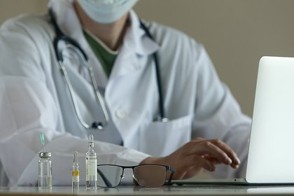 Мошенники начали досаждать россиянам с помощью медицинских карт