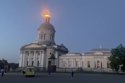 Горящий после атаки ВСУ купол собора в Тульской области сняли на видео
