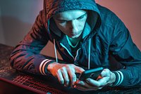 «Отследить меня было невозможно» Телефонный мошенник рассказал, как обманул россиян на миллионы рублей и почему попал за решетку