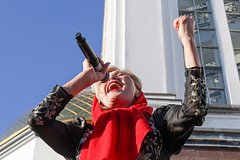 Вика Цыганова