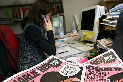 Charlie Hebdo подал в суд из-за «пророссийских» карикатур на Зеленского