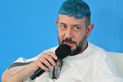 Артемий Лебедев решил побороть храп