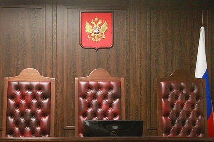 Россияне получили срок за перфоманс в камуфляже, с беспилотниками и оружием в руках