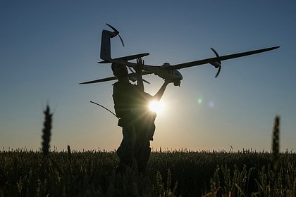 Военный рассказал о десятках круживших над российской трассой дронах ВСУ