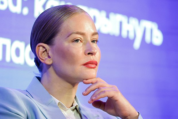 Юлия Пересильд