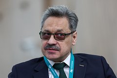Анатолий Козлачков