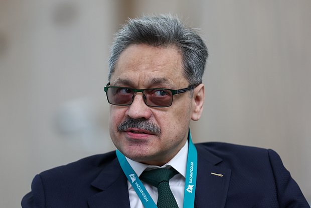 Анатолий Козлачков