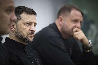 Зеленского предупредили о возможном госперевороте
